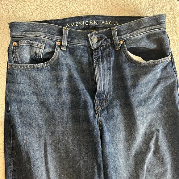 American Eagle AE Mens Baggy Jeans Size 32x27 Medium Wash Blue Denim - Picture 4 of 7